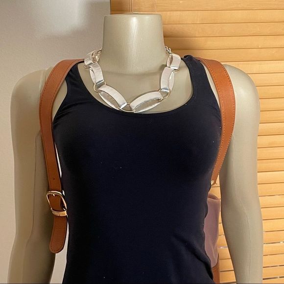 NWT LAST ONE RARE Valentina Sling Backpack Real Italian Leather Convertible Bag - Picture 15 of 16